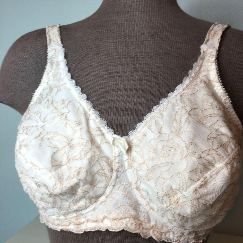 Classique #764 Mastectomy Bra 42A Cream Floral